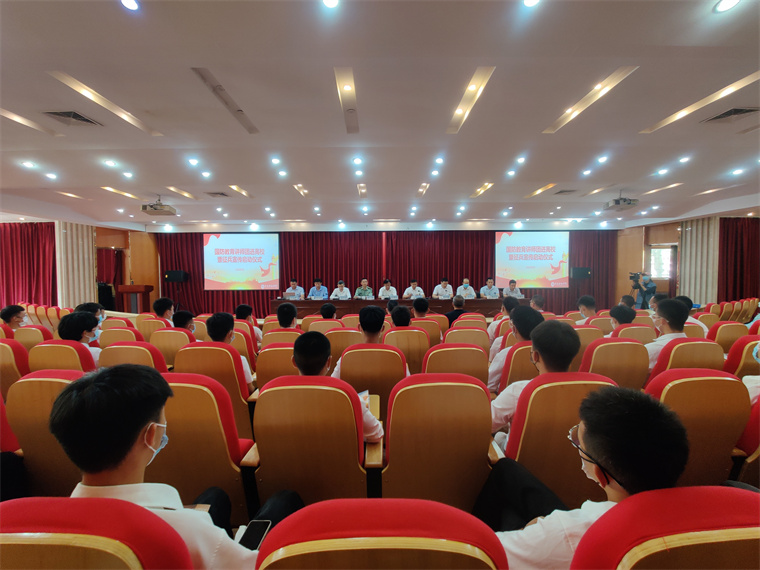青岛西海岸新区国防教育讲师团进高校暨征兵宣传启动仪式在天游t官网举行