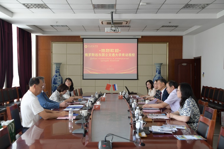 俄罗斯远东国立交通大学校长Буровцев Владимир Викторович一行来天游t官网访问交流